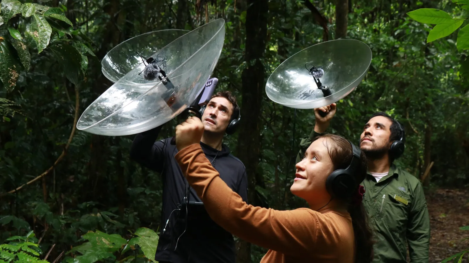 Learners practising bioacoustics in the Peruvian Amazon with Rainforest Expeditions